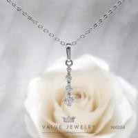 ราคา สร้อยคอพร้อมจี้ ฝังคริสตัลแท้ เรียงขนาด4เม็ด ขนาดเล็ก เครื่องประดับ สร้อย NK004 ValueJewelry (411612673)