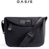 ราคา OASIS กระเป๋าสะพาย fabric pvc coating กระเป๋าผู้ชาย ขนาด 35x25x7 cm รุ่น AMBIM 4360 (20953113315)