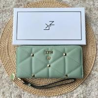 ราคา กระเป๋าสตางค์ใบยาว lyn ขนาด 7 5 นิ้ว แถมกล่อง (14370106808)
