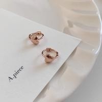 ราคา A piece ต่างหูเงินแท้ all silver 925 heart one touch (6195058591)