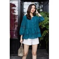 ราคา เสื้อผ้าฝ้ายญี่ปุ่นเกรดพรีเมี่ยม เนื้อผ้านิ่ม มีความนุ่ม ดีเทลเจาะฉลุทั้งตัว งานผ้าฉลุสวยๆ แต่งตัวแถบลูกไม้ เสื้อทรงระบายจับจีบนิดๆเสื้อมีซับในอย่างดีทั้งตัว เสื้อดูดีใส่สบาย ใส่เที่ยวไปได้ทุกที่ค่ะ ส