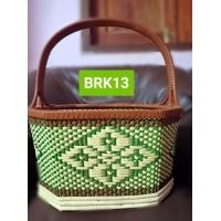ราคา ตะกร้าหวายทรงแปดเหลี่ยม ลายดอกฮิต สีเขียว (12717408500)