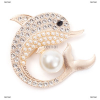 ราคา remai เข็มกลัดติดเสื้อรูปปลาโลมาไข่มุกหรูหราแฟชั่นสไตล์เกาหลีเข็มกลัดติดเสื้อรูปสัตว์เครื่องประดับติดปกเสื้อ (20801185395)