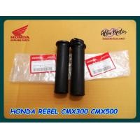 ราคา HONDA REBEL CMX300 CMX500 HANDLE GRIP BLACK SET with THROTTLE GENUINE PARTS ปลอกแฮนด์ สีดำ พร้อมไส้เร่ง ของแท้ (12831458697)