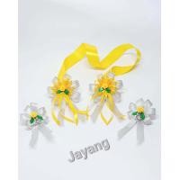 ราคา พวงมาลัยใส่ธนบัตรแบบ10 ใบชุดละ 59 บาททำสำเร็จรูป (19285596756)