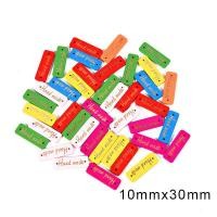 ราคา ป้ายตัวอักษรไม้แบบสี่เหลี่ยมทำมือ50ชิ้น ล็อตป้ายติดเสื้อผ้า DIY อุปกรณ์เย็บผ้า (10806081165)