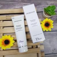 ราคา Dior DIORSNOW Essence Of Light Purifying Brightening Foam 110g โฟมล้างหน้า (20394105941)