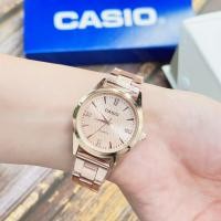 ราคา Watchhiend นาฬิกาข้อมือแฟชั่น สายเลทสีโรสโกล หน้าปัดหลากสี พร้อมกล่องแถมฟรี (15142467953)