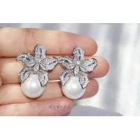 ราคา Neriza Jewelry ต่างหูเพชรสังเคราะห์ดีไซสดอกไม้ ประกายเทียบเท่าเพชรแท้ NE170 ต่างหูเพชรประกบ ต่างหูเพชร ต่างหูระย้า ต่างหูดอกไม้ (20783647899)