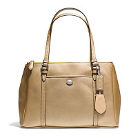 ราคา กระเป๋าถือ COACH แท้ หนังแท้ หนังฟอกแบบกันรอยขีดข่วน ถือได้ สะพายขึ้นไหล่สวย ใบใหญ่ ช่องเยอะ ใส่ A4 ได้ COACH 25669 PEYTON LEATHER JORDAN DOUBLE ZIP CARRYALL Gold (20405689454)