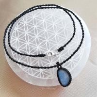 ราคา สร้อยคอเชือกถักจี้พลอยโอปอล Opal (19297517619)