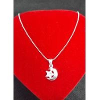 ราคา สร้อยคอเงินแท้พร้อมจี้ดาวเดือน ประทานพร (9516975618)