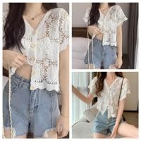 ราคา เสื้อครอปแขนสั้นไหมพรมถักโครเชต์ ลายลูกไม้คอวี ดีเทลแต่งขอบระบาย สไตล์โบฮี่เมียน (20942753260)