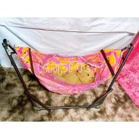 ราคา โครงเหล็กพร้อมผ้าเปลเด็ก เปลเด็กแรกเกิด ผ้าเปลลายการ์ตูนมีหลายแบบให้เลือก มีมุ้งกันยุง100 พร้อมส่ง (15227466722)