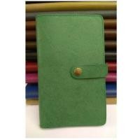 ราคา กระเป๋าใส่สมุดบัญชีฯ 14 ช่อง โทนสีเขียว หนังคละแบบ (12361437896)