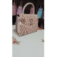 ราคา กระเป๋าผ้าทอย้อมครามผสมผสานผ้าpu (20727683915)