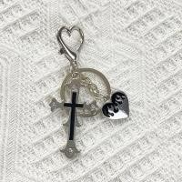 ราคา พวงกุญแจผีเสื้อ ไม้กางเขน พวงกุญแจเหล็ก พวงกุญแจสไตล์เกาหลี (18510326510)