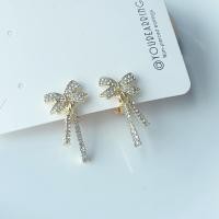 ราคา หนีบ เจาะ ต่างหูออกงาน ดีไซน์โบว์ อะไหล่สีทอง เหมาะสำหรับใส่เที่ยว ออกงาน (20066921359)