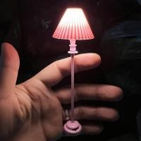 ราคา โคมไฟโคมไฟ LED โคมไฟตั้งพื้นสีชมพู1 12บ้านตุ๊กตา Aksesori Perabot โมเดลสำหรับตุ๊กตาตกแต่งบ้านของเล่นเด็ก (20115488712)