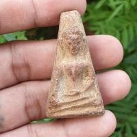 ราคา พระผงสุพรรณ พิมพ์ใหญ่ เนื้อดินผสมว่านเกษรอุดกริ่ง กรุสุพรรณบุรี (14156935179)