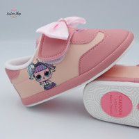 ราคา รองเท้าผ้าใบ LOL Surprise รุ่นใหม่ล่าสุด SWEET PASTEL รุ่นนี้มี 2 สี สีชมพูพาสเทลและสีม่วงพาสเทล มาพร้อมโบว์สุดเก๋ พร้อมส่ง (18552928624)