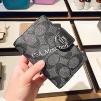 ราคา พิเศษในเวลาจำกัด แท้ COACH C0082 C6390 กระเป๋าสตางค์สุภาพสตรี กระเป๋าสตางค์ขนาดกลาง กระเป๋าสตางค์ใบสั้น กระเป๋าสตางค์หนังใส่บัตรใส่เห (19057055391)