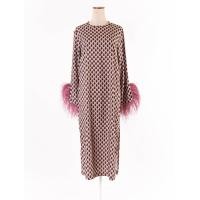 ราคา FAFALU เดรสแขนยาว ผ้าพิมพ์ลาย แต่งระบายขนนกชายแขนเสื้อ ซิปด้านหลัง ป้ายแบรนด์ระบุไซส์ S Preloved (20673664789)