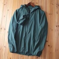 ราคา 249ออฟไลน์ UNIQLO เสื้อแจ็กเก็ตทันสมัยสำหรับผู้ชายสินค้าใหม่ในห้องลองเสื้อตัดฉลากแว่นกันแดดตกปลาแสงแดด (17080752382)