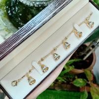 ราคา Titapa jewelry สร้อยข้อมือเพชรตุ้งติ้ง กระดิ่งฝังเพชรไม่มีเสียงลายใหม่ดีไซน์สวยน่ารักมากๆเพชรสวยทุกเม็ดเพชรน้ำ100คัดทุกเม็ดเพชรสวยมากเล่นไฟระยิบระยับเหลี่ยมเพชรH Aตัวเรือนมีน้ำหนักแข็งแรงแบบทันสมัยเรี