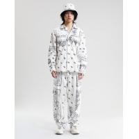 ราคา MOO 10 22 Paisley cargo pants กางเกงผู้ชาย ขายาว ทรงคาร์โก้ ตัดต่อลายเพสลีย์ (16629706510)