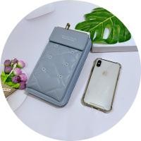 ราคา 314 กระเป๋า forever young ทรงโทรศัพท์ พร้อมสายสะพายยาว สายสะพายข้างสามารถถอดได้ ปรับสายได้ (14120028127)