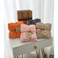 ราคา ผ้าเช็ดตัว ผ้าขนหนู Coach สีน้ำตาลอ่อน สีครีม คลิปชายสีขาว เซต 2 ผืน พร้อมถุงกระดาษ (17475505026)