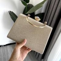 ราคา กระเป๋าราตรี กระเป๋าออกงาน กระเป๋าคลัทช์ กระเป๋าถือ กระเป๋าสะพายสายโซ่ มาใหม่ (12247249023)