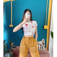 ราคา เสื้อแฟชั่นผู้หญิง ลายสกรีนแฟชั่นสวยๆ พร้อมส่งจ้า (14588621143)