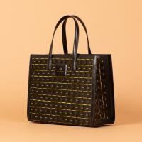 ราคา กระเป๋า Chaksarn รุ่น Medium Tote จากเสื่อกกทอมือผสมหนังวัวแท้ กระเป๋าถือ สะพายข้างทรงโททสี่เหลี่ยมขนาดเล็ก (21027102956)