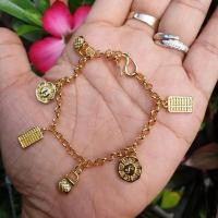 ราคา สร้อยข้อมือ เรียกทรัพย์ ประกอบไปด้วย ถุงทอง หยิน หยางทอง ลูกคิดทอง งานเกรดดีที่สุดไม่ลอกไม่ดำ (989164527)