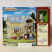 ราคา Limited กิ๊ฟต์เซตบ้านบลูเบลล์ ตุ๊กตากระต่าย เฟอร์นิเจอร์ ซิลวาเนียน Bluebell Cottage Gift Set Sylvanian บ้านตุ๊กตา (18978866132)