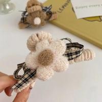 ราคา ที่หนีบผมปากปลาฉลามพู่กิ๊บติดผมแสนน่ารักโบว์ขนาดใหญ่คลิป Plush ใหม่กิ๊บตกแต่งผมกิ๊บติดผมเด็ก PTQ กิ๊บตกแต่งผมตุ๊กตา (18073533542)