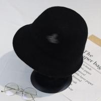 ราคา Vivienne Westwood หมวกสไตล์ญี่ปุ่นหมวกสไตล์เดียวกันปักลายดาวเสาร์ด้วยผ้าขนสัตว์แท้อเนกประสงค์ย้อนยุคหมวกชาวประมง HONMA J lindeberg PG (18634852070)