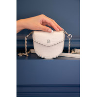 ราคา PEROTA Micro Bag กระเป๋าสะพายใบเล็ก มาพร้อมถุงผ้า (16369325784)