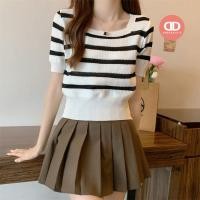 ราคา ใหม่ล่าสุด พร้อมส่ง เสื้อไหมพรม เสื้อไหมพรมลายทาง เสื้อครอป คอเหลี่ยม แขนสั้น 5769 (19284936684)