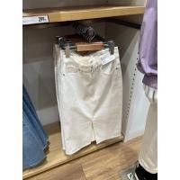 ราคา Uniqlo womens clothing 2023 spring style slim washed denim narrow skirt high waist slit bag hip skirt skirt 461327 (20383029738)