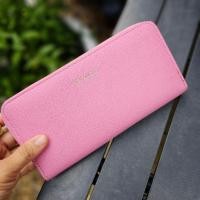 ราคา กระเป๋าสตางค์ใบยาว หนังPUซิปรอบ 2สีทูโทน ด้านในเป็นสีแดง งานสวย พร้อมกล่อง (20512560554)