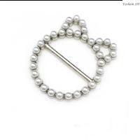 ราคา ผ้าพันคอแหวนผ้าคลุมไหล่เข็มกลัดแหวน Cincin ผ้าพันคอไหมผ้าคลุมศีรษะขาผ้าพันคอไหมปุ่มมัลติฟังก์ชั่ผ้าคลุมไหล่มุม M40302 (16491768448)