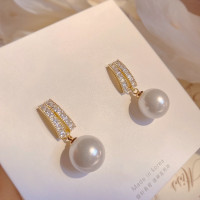 ราคา ต่างหูไข่มุกรูปดอกไม้สไตล์แฟชั่นเข็มเงิน S925เกาหลีต่างหูมุกดอกไม้โอปอลเรขาคณิตต่างหูแบบห้อยต่างหูสตั๊ดเครื่องประดับสำหรับผู้หญิง (18300961408)