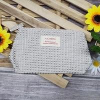 ราคา กระเป๋า Clarins Eco conscious pouch made from recycled materials มีให้เลือก 3สีจ้า (18926952506)