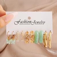 ราคา 17KM Pearl Twist Hoop ต่างหูชุดผีเสื้ออะคริลิค Dangle ต่างหูสำหรับผู้หญิงโลหะ Hollow Gold Plated ต่างหูการ์ตูน Jewelry (16914248076)