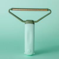 ราคา แปรงเก็บขนสัตว์เลี้ยง เครื่องกําจัดขนบนเสื้อผ้าแบบพกพา แปรงปัดฝุ่น แปรงเก็บฝุ่นเอนกประสงค์ เครื่องตัดขุยเสื้อผ้า (13378168892)