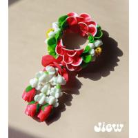 ราคา พวงมาลัยมือกลีบกุหลาบสีแดง งานดินปั้น ขนาด 2 4 นิ้ว (17127459374)