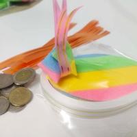 ราคา กระดาษสาห่อเหรียญโปรยทานขนมใส่ไส้ แบบสี่เหลี่ยม ยังไม่รวมกระดาษรองฐานให้ ใช้สำหรับห่อเหรียญโปรยทาน งานบุญ งานบวช (21008313949)